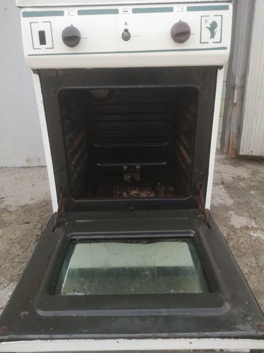 Продам газовую печь бу