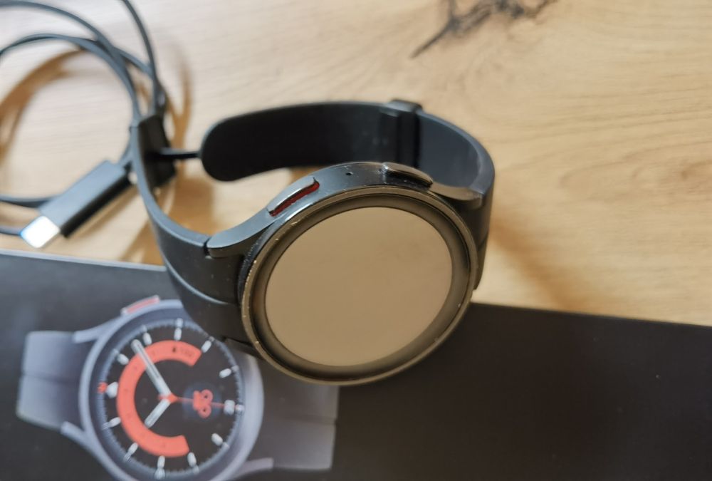 Samsung Galaxy watch 5 pro