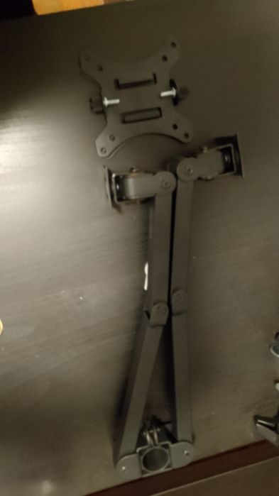 Braço mecânico para monitor duplo