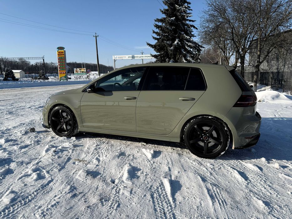 Volkswagen Golf R MK7