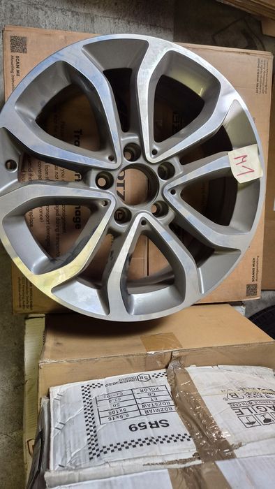 Felga aluminiwa OE Mercedes A2054010200  5x112 7Jx17 ET48,5