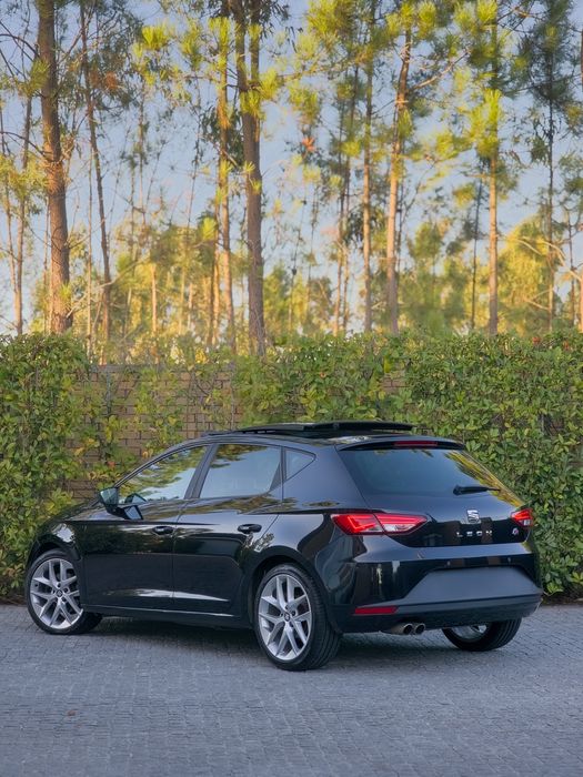 Seat Leon 2.0 TDi FR *Teto panorâmico*