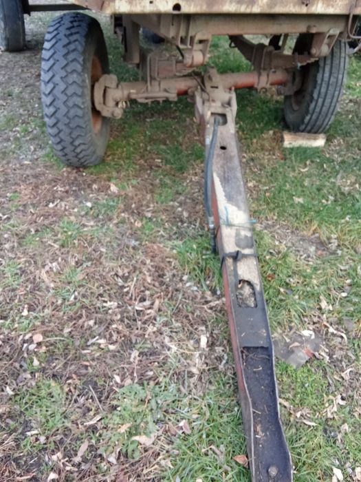 Тракторний прицеп птс