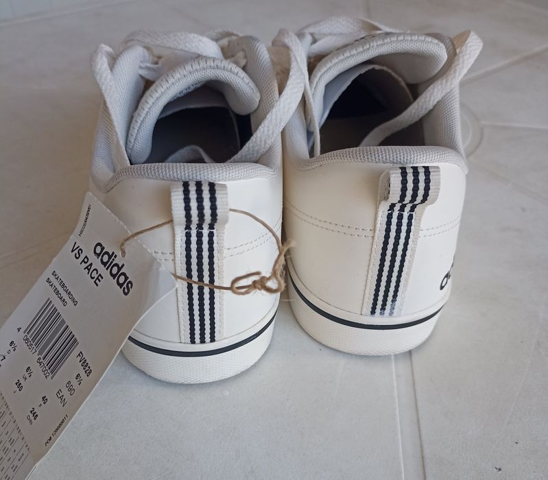 Sapatilhas Adidas VS Pace