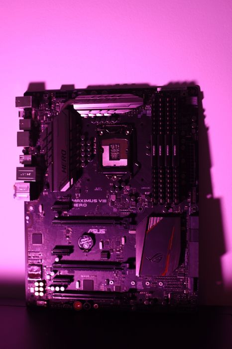 Placa mãe/MotherboardASUS MAXIMUS VIII HERO LGA 1151 Intel64750949325057122