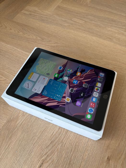 Idealny iPad 5 gen 32 GB Cellular Space Gray w PERFEKCYJNYM stanie!