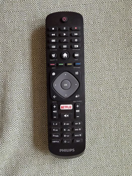 Uchwyt na ścianę i telewizor Philips 65 cali Smart TV Ambilight