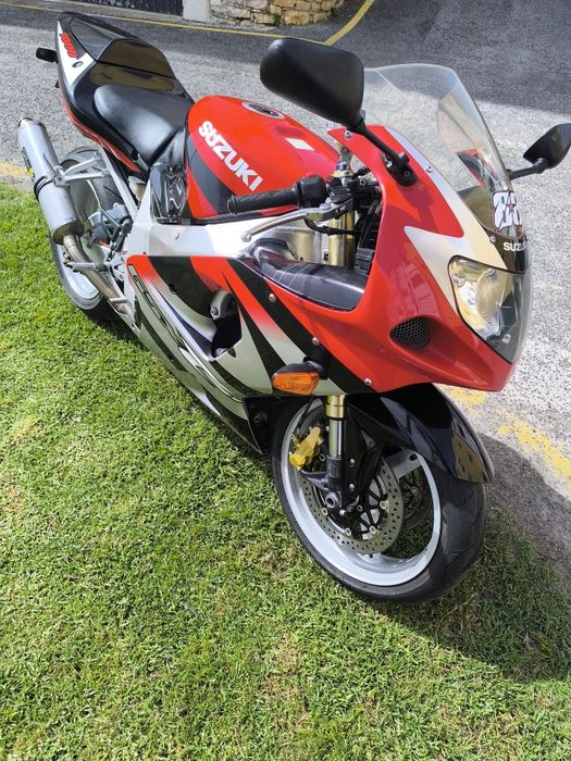 Suzuki GSXR 1000 K1