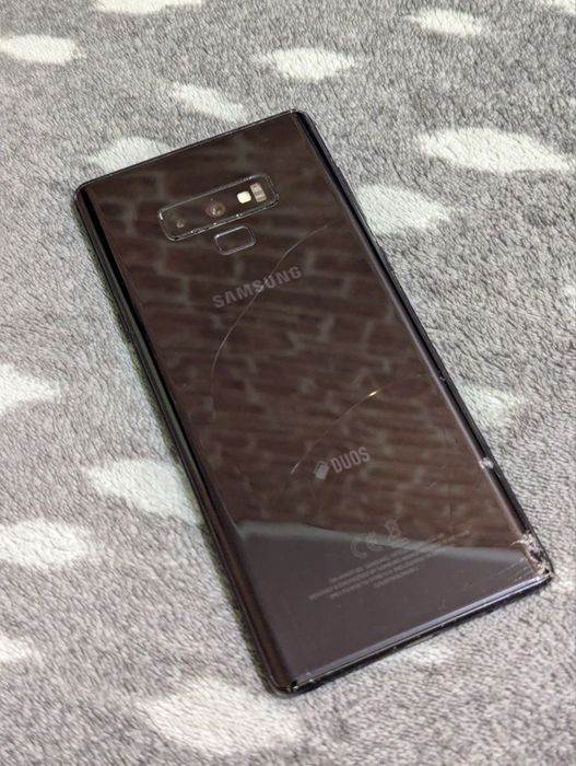 Samsung Note 9 128/6 gb