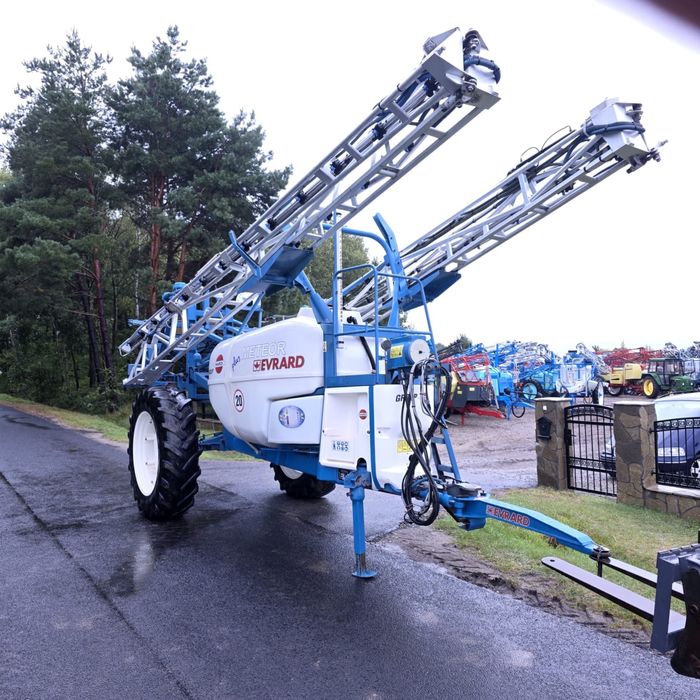 Opryskiwacz Hardi Evrard Meteor 2800l 28/27/24m. Skrętny dyszel