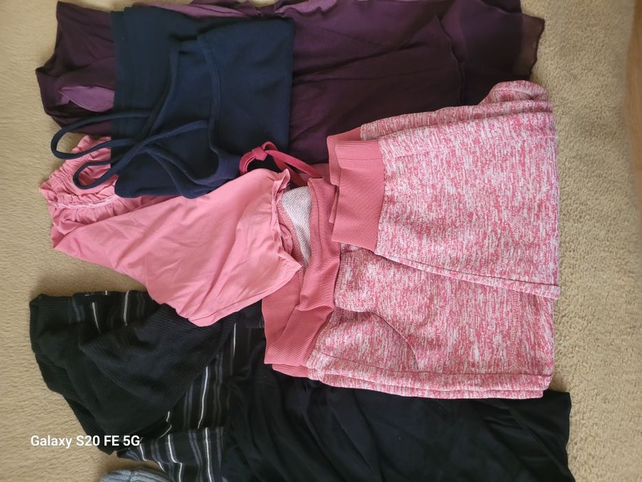 Paka ubrań r.50. Bluzki