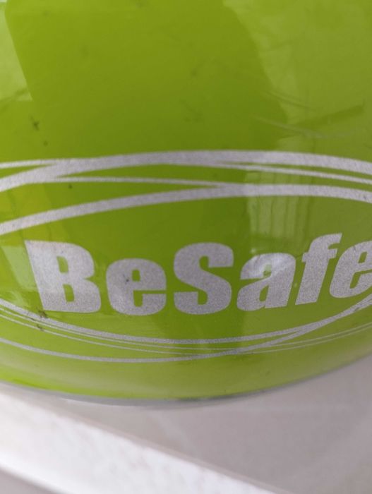 Продам  дитячий лижний шолом"Besafe"