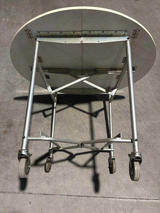 Mesas com rodas - 105 cm de Diâmetro - Qtd. 2 Und.