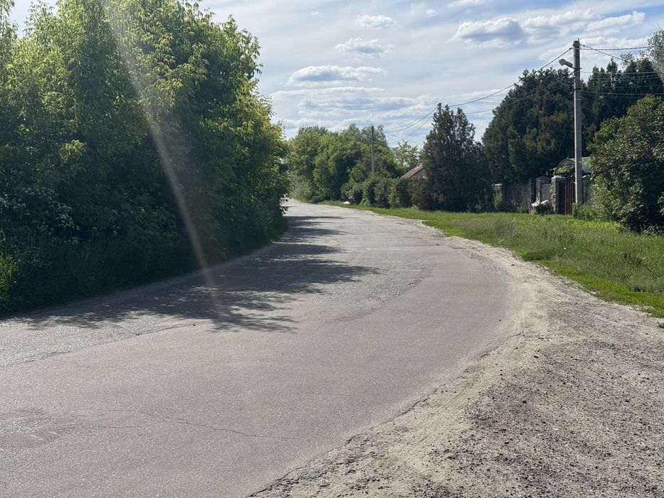 Продам 8 соток біля Борисполя 12 хв до центру фасад 25 м,без %