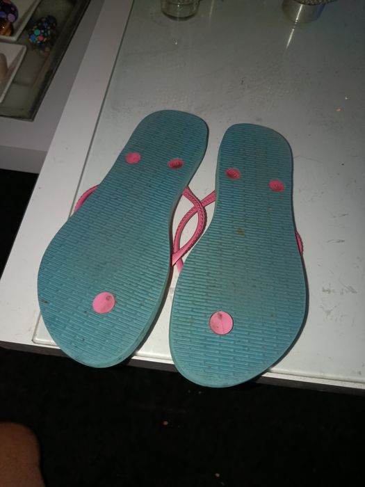 Havaianas em excelente estado