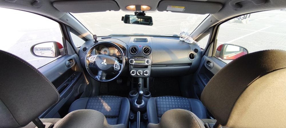 Mitsubishi Colt 1.3 автомат