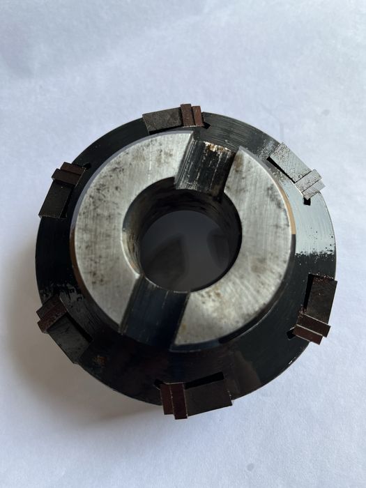 Фреза торцева 100 з пластинами