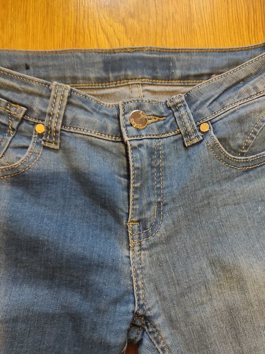 Spodnie jeansowe rozmiar 158