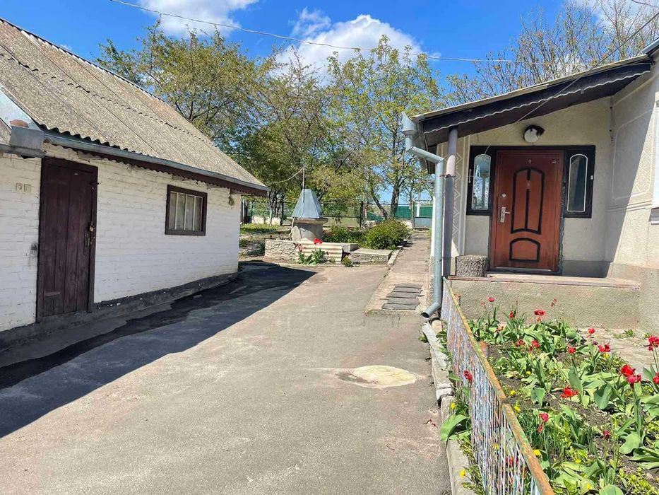 Продається затишний сімейний будинок