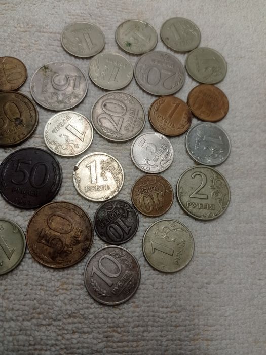 Продам монеты...