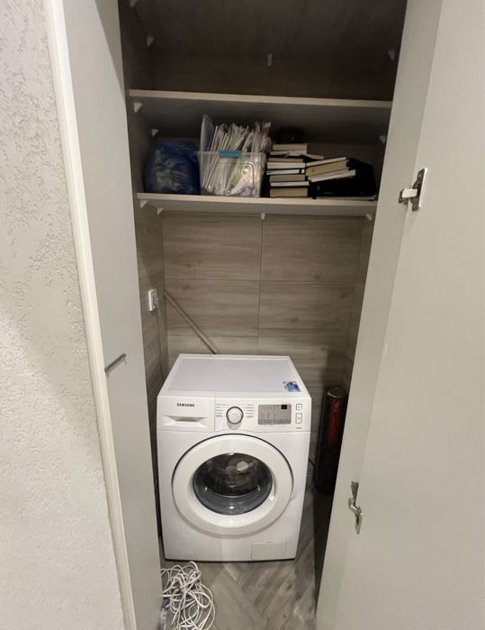 Продам велику 3-х кімнатну квартиру