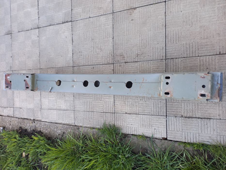 Заднiй пiдсилювач бампера Джорнi