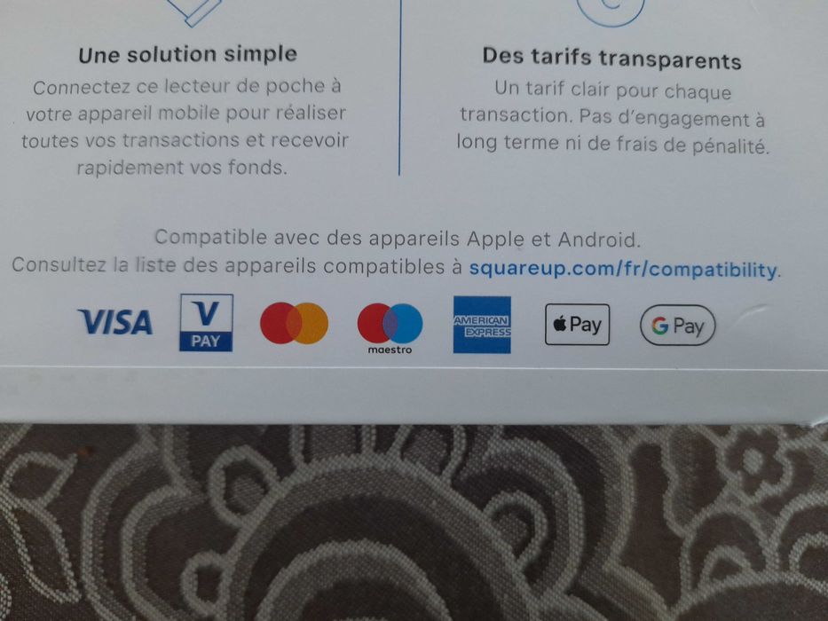 Czytnik Square do kart zbliżeniowych i chipowych