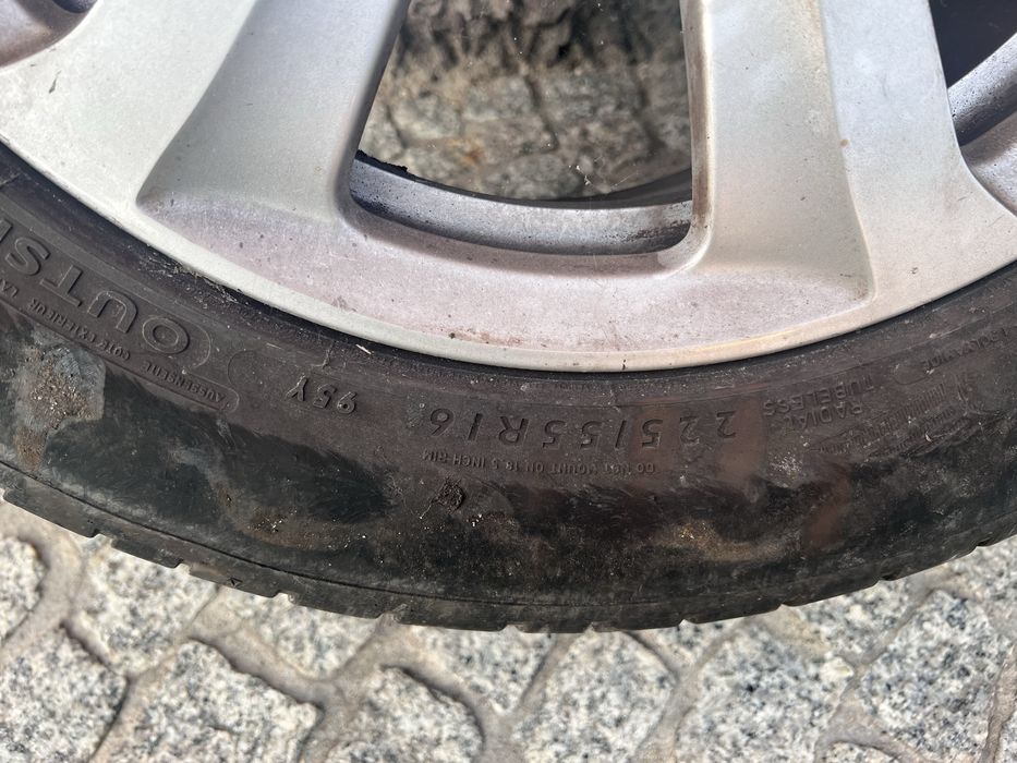 Koła felgi i opony audi a4 r16 letnie