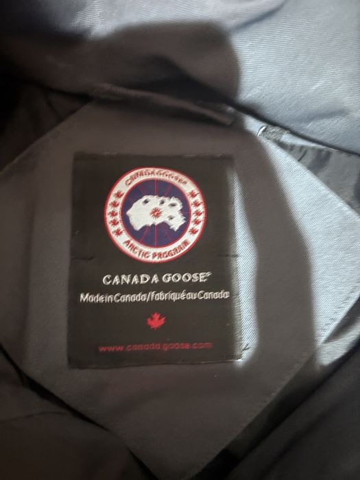 Пуховик Canada Goose