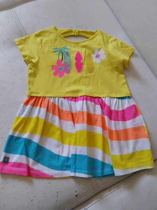 Pack de roupa da marca Tuc Tuc