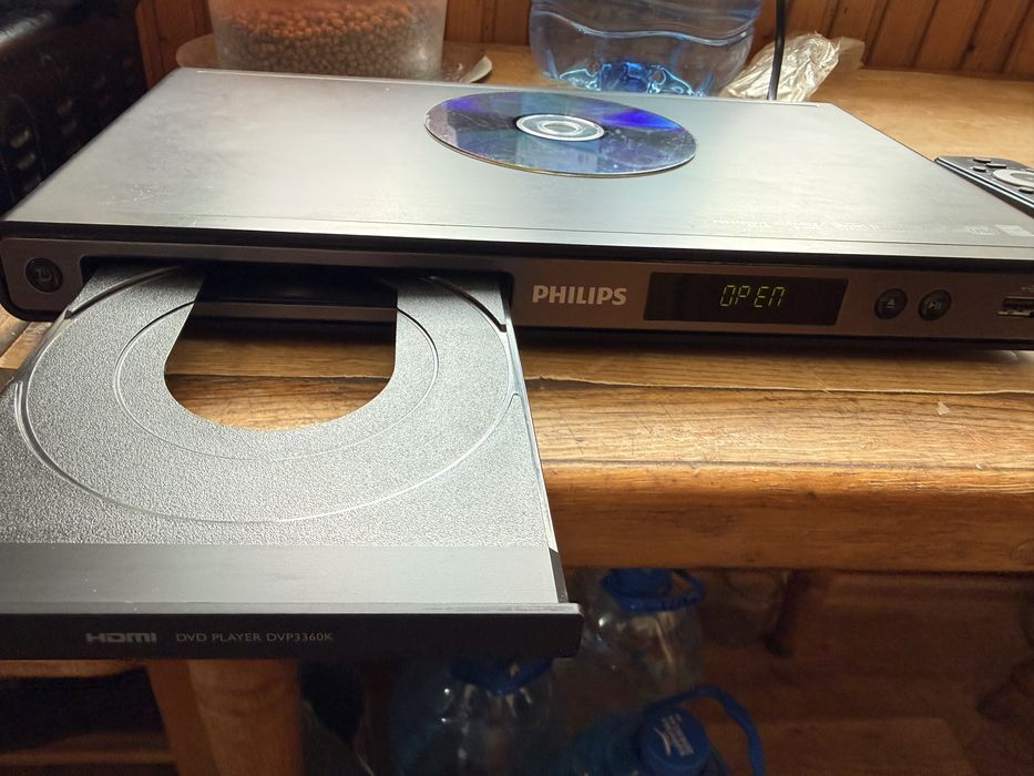 CD/DVD програвач Philips DVP3360K/51 HDMI USB