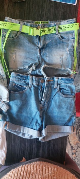 Продам речі,в ідеальному стані .90% речей це джинс.Розміри з 128по140