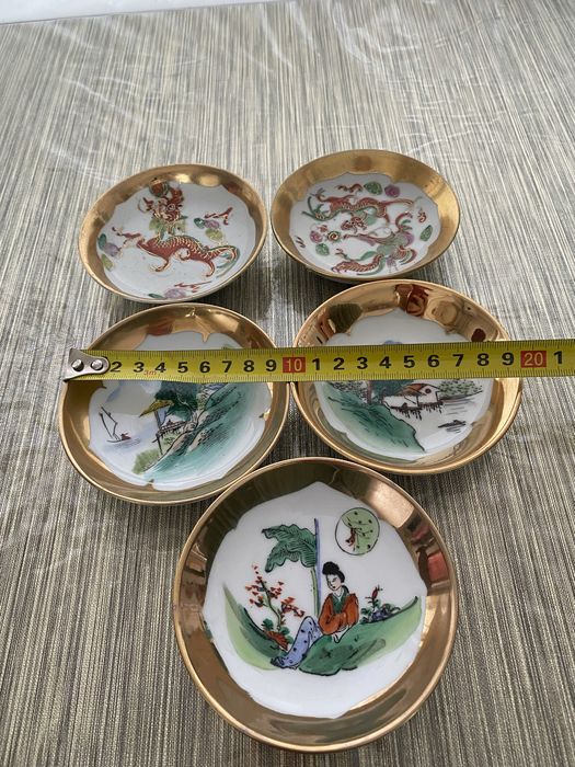 Taça de porcelana chines antigo