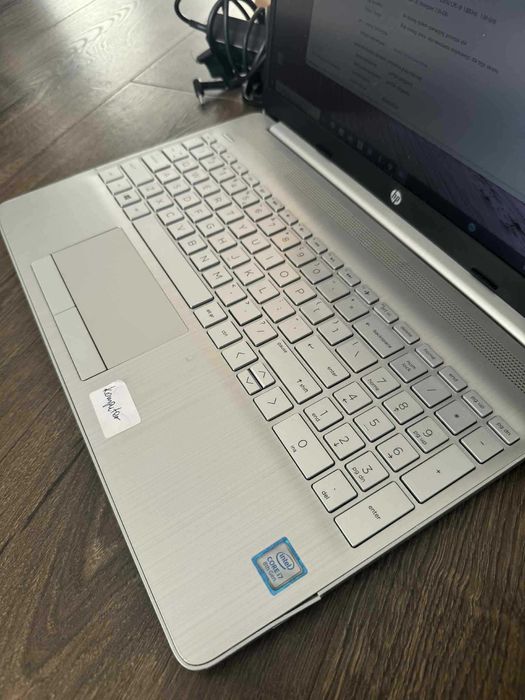 Laptop HP 15 dw0034nw, Inter core i7, 512 SSD, 100% sprawny i zadbany!