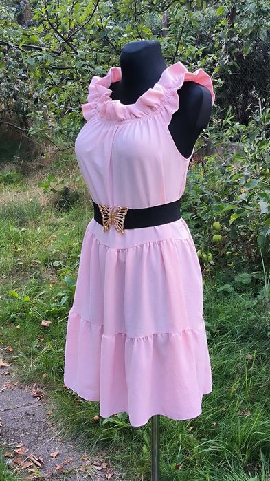 Włoska sukienka hiszpanka jasny róż New Collection