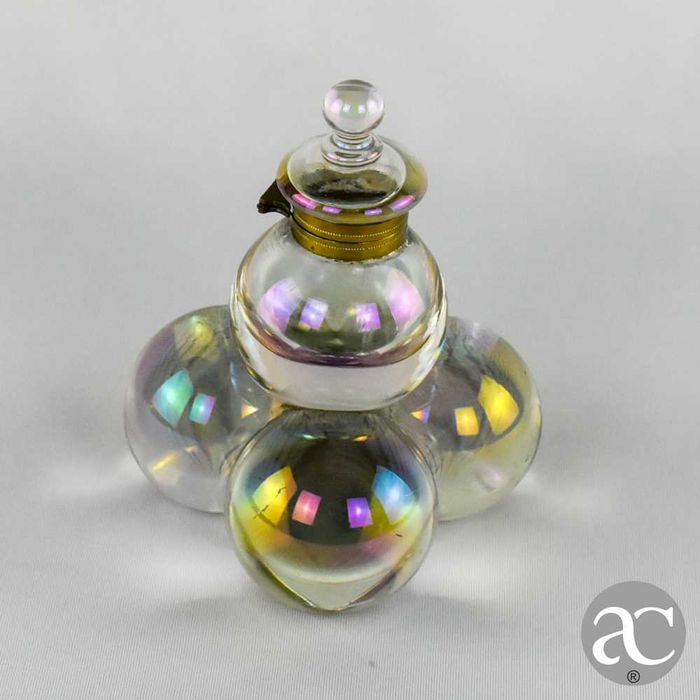 Raro Tinteiro iridescente em Cristal Bohemia e metal dourado