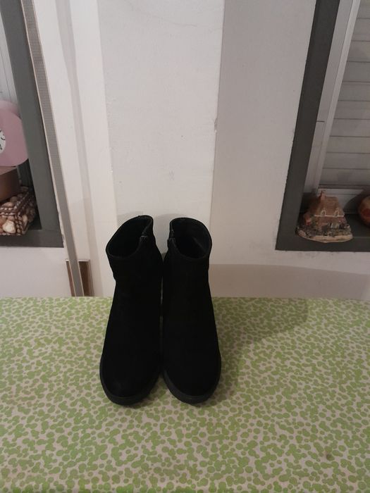 Vendo Botas de Senhora EUREKA muito bonitas como novas