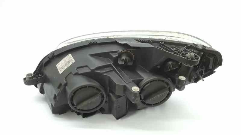Farol Mercedes-Benz Clc-Class Ref: A2048208461