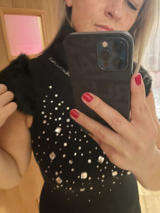 Sukienka cyrkonie kamienie elegancka