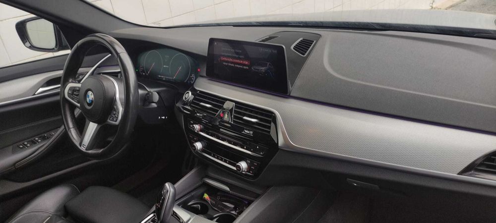 BMW 530e  híbrido plug in 2021