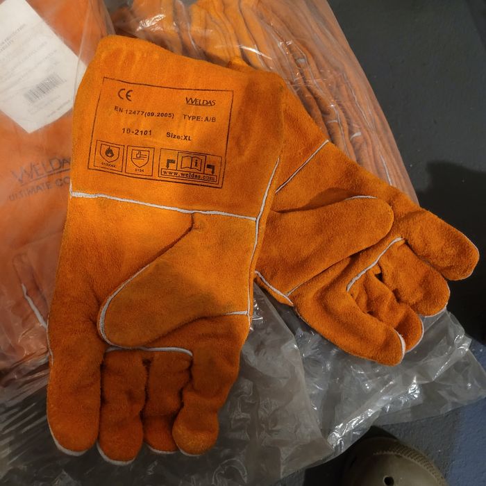 Rękawice spawalnicze i inne