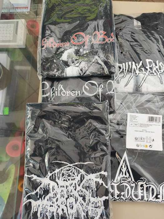 T-Shirts Heavy Metal/Black Metal novas