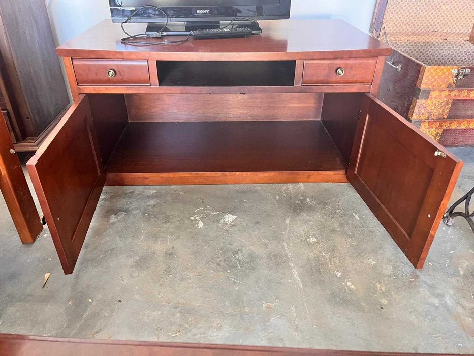 Móvel para televisão