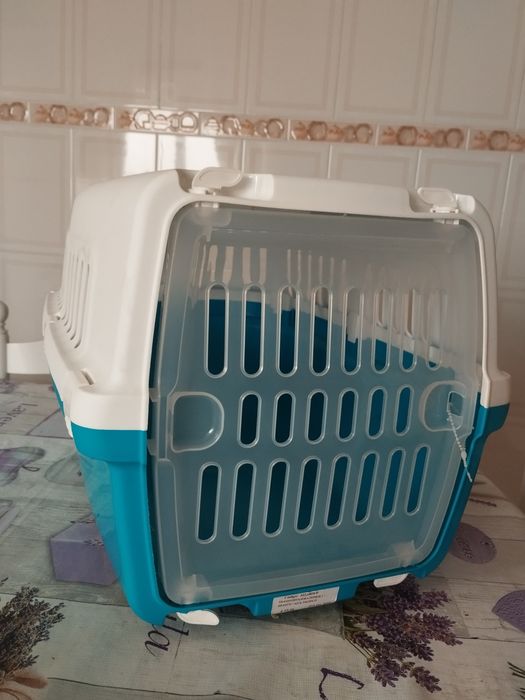Vende se Caixa de Transporte para Animais