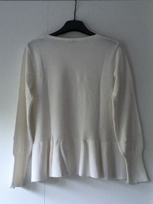 Camisola Branca com lantejoulas douradas