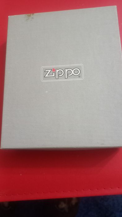 Isqueiro Zippo novo