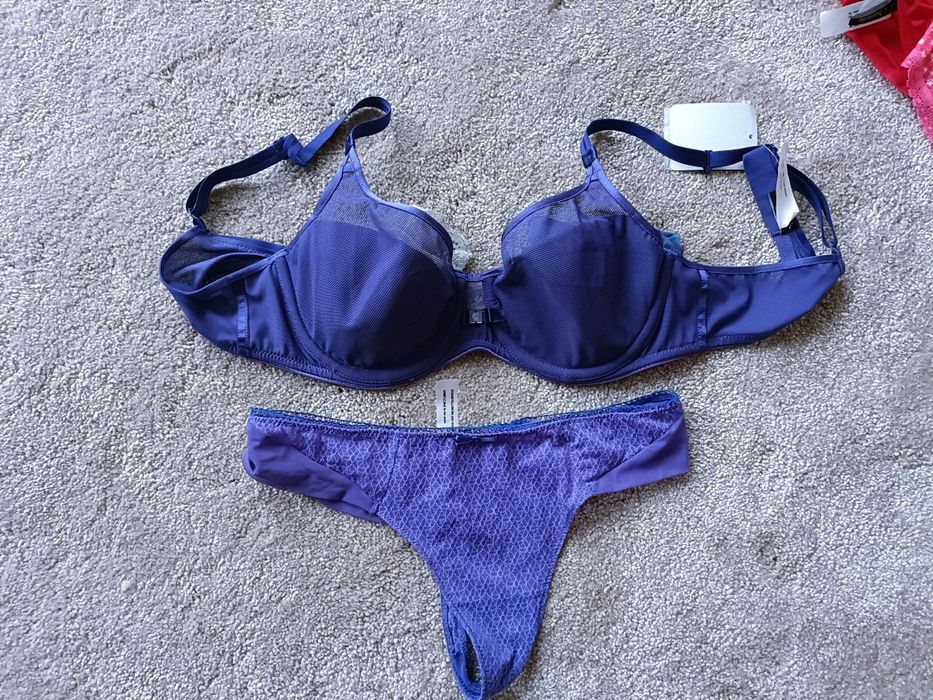 Komplet bielizny stanik 75 b majtki s