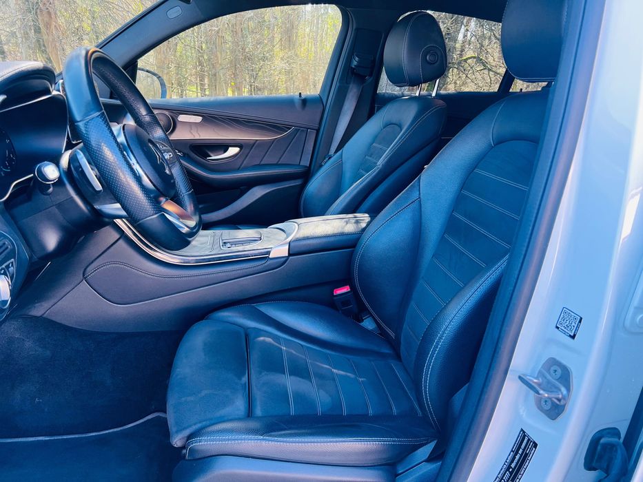 Mercedes-Benz GLC 300d Coupé AMG Line 4-Matic NACIONAL