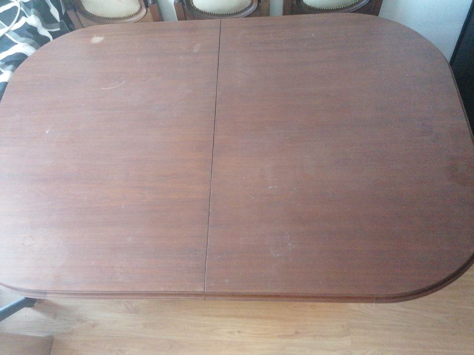 Extendable Living Room Table in Wood64751659990529123