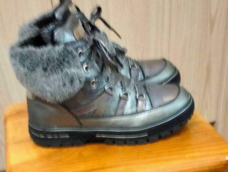 Ботинки зимние Clibee для девочки. Размер 35